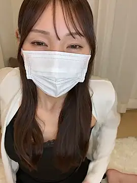Snapshot of Miwa__15 chatting on March 12, 2026, 9:15 am Miwa 15 online show from March 12, 2026, 9:15 am