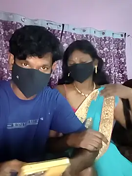 Snapshot of hotcopuleandsweet chatting on February 27, 2026, 4:40 pm hotcopuleandsweet online show from February 27, 2026, 4:40 pm