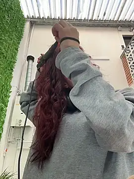 Snapshot of elodie_rouge chatting on February 27, 2026, 12:16 pm elodie rouge online show from February 27, 2026, 12:16 pm