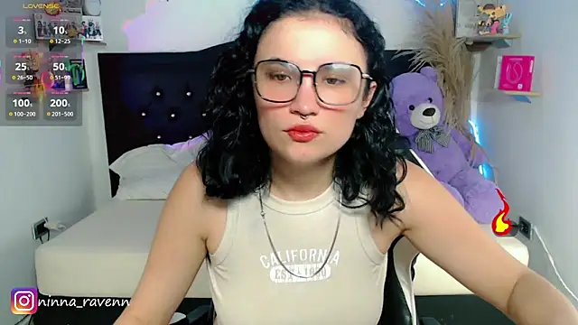 AriaDark online show from May 7, 2026, 10:04 pm