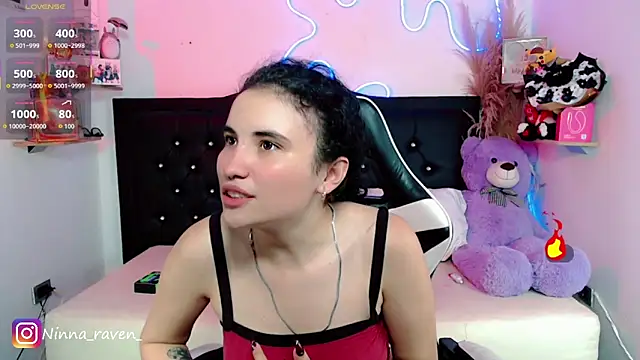 AriaDark online show from June 20, 2026, 9:06 pm