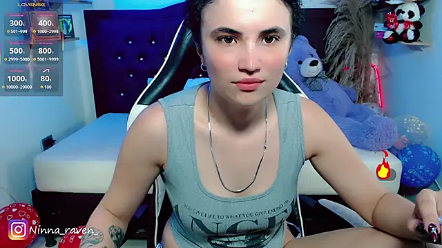 AriaDark online show from July 5, 2026, 9:11 pm