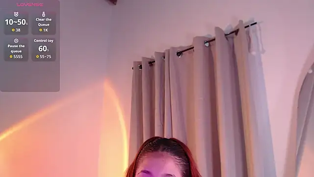 Snapshot of Mia_Volkova_ chatting on February 12, 2026, 1:39 pm Mia Volkova online show from February 12, 2026, 1:39 pm