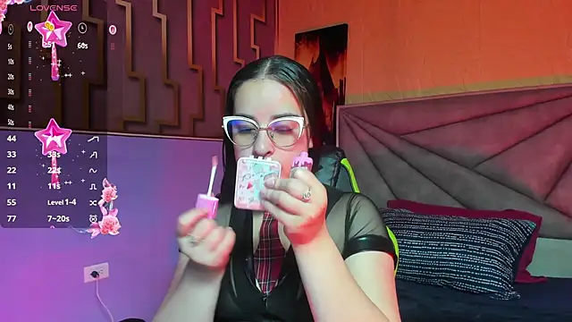 Snapshot of valeri_sotoo chatting on February 26, 2026, 1:21 pm valeri sotoo online show from February 26, 2026, 1:21 pm