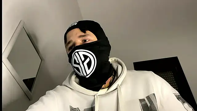 Snapshot of COLOMBIAN20CM chatting on March 6, 2026, 1:29 pm COLOMBIAN20CM online show from March 6, 2026, 1:29 pm