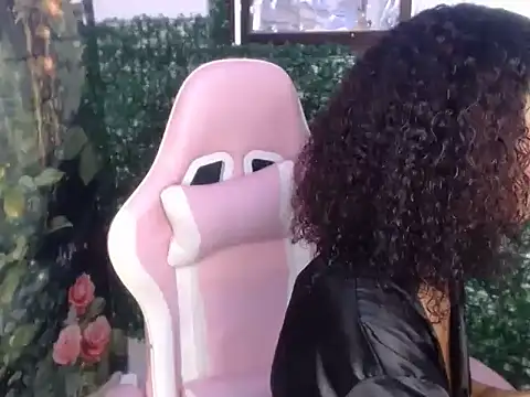Snapshot of rosa_skinny chatting on June 1, 2026, 1:24 pm rosa skinny online show from June 1, 2026, 1:24 pm