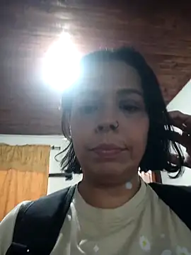 Snapshot of RossyAlvarez chatting on March 19, 2026, 10:58 pm RossyAlvarez online show from March 19, 2026, 10:58 pm