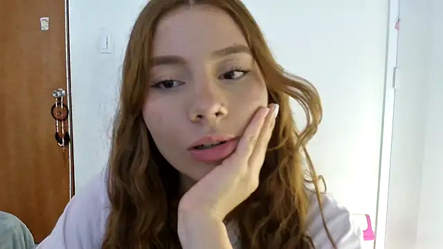 Snapshot of pochilove chatting on April 1, 2026, 11:13 pm pochilove online show from April 1, 2026, 11:13 pm