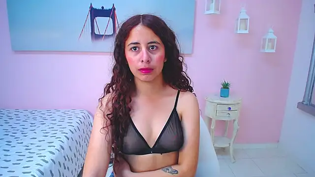 scarlett clyde online show from March 4, 2026, 12:22 pm