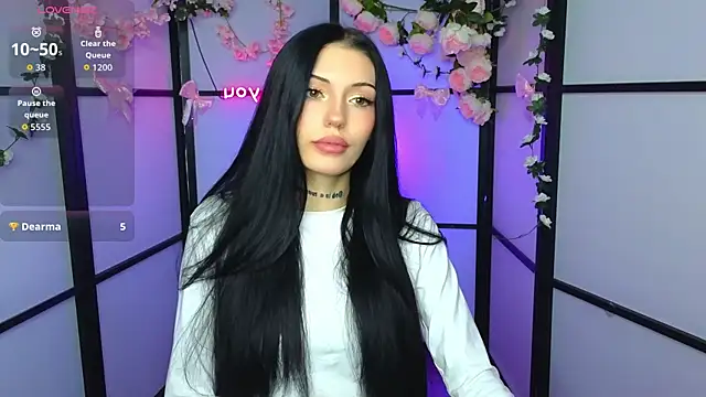 Kelly  Bunny online show from June 18, 2026, 9:08 pm