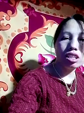 Gummiesu online show from February 4, 2026, 7:42 pm