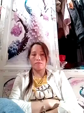 Snapshot of Gummiesu chatting on February 7, 2026, 9:02 am Gummiesu online show from February 7, 2026, 9:02 am