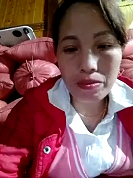 Snapshot of Gummiesu chatting on February 8, 2026, 9:13 am Gummiesu online show from February 8, 2026, 9:13 am