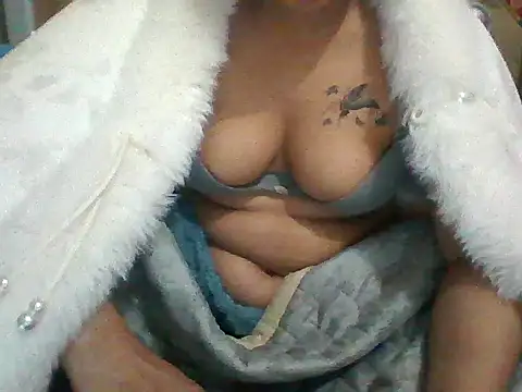 LoveShae 01 online show from February 18, 2026, 2:46 pm