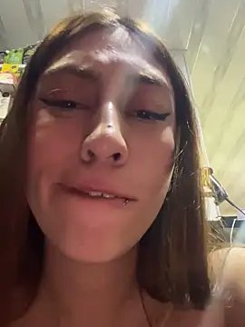 sophie blue22 online show from February 6, 2026, 4:28 am