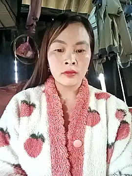 Bling sexy online show from January 18, 2026, 12:14 am