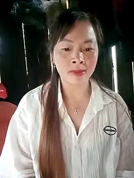 Bling sexy online show from April 29, 2026, 12:05 am