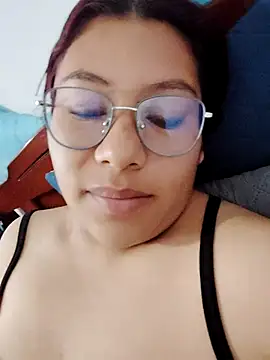 StornBunnyy  online show from February 1, 2026, 12:26 pm