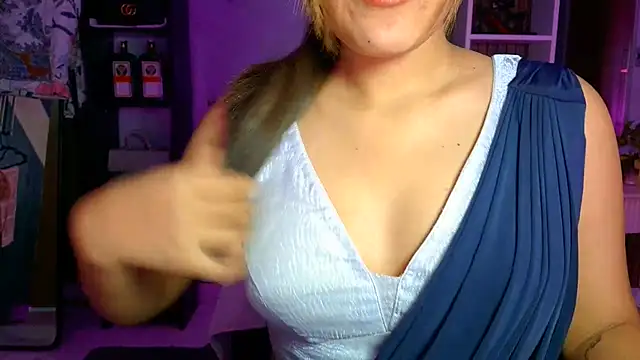 Snapshot of _Maanvi_ chatting on June 6, 2026, 11:20 pm Maanvi online show from June 6, 2026, 11:20 pm