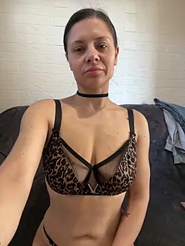 AlisRoxy online show from March 14, 2026, 2:22 pm