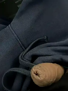 VashTheStampede96 online show from February 25, 2026, 2:37 pm