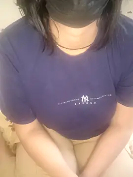 sexysiya11 online show from February 2, 2026, 3:38 am