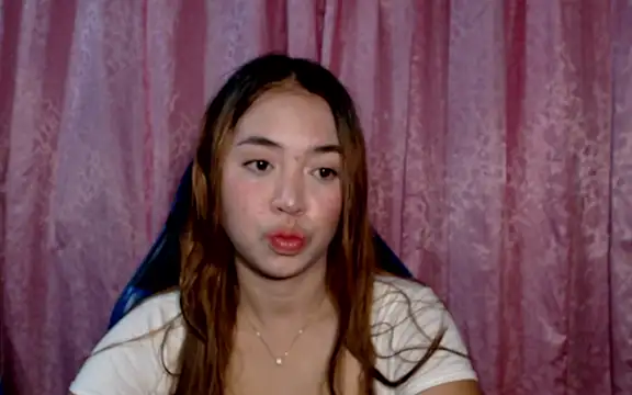 Snapshot of pinay_mayahiga chatting on May 11, 2026, 2:34 pm pinay mayahiga online show from May 11, 2026, 2:34 pm