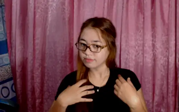 Snapshot of pinay_mayahiga chatting on June 16, 2026, 4:15 am pinay mayahiga online show from June 16, 2026, 4:15 am