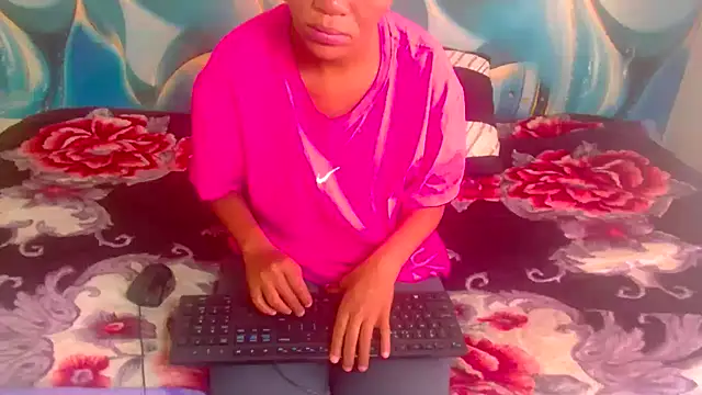 Snapshot of B_Slut chatting on March 10, 2026, 12:54 pm B Slut online show from March 10, 2026, 12:54 pm