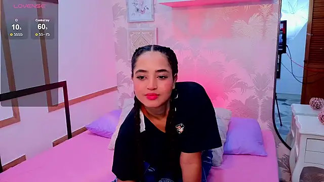 Emma Thompssonn online show from August 1, 2026, 12:26 pm