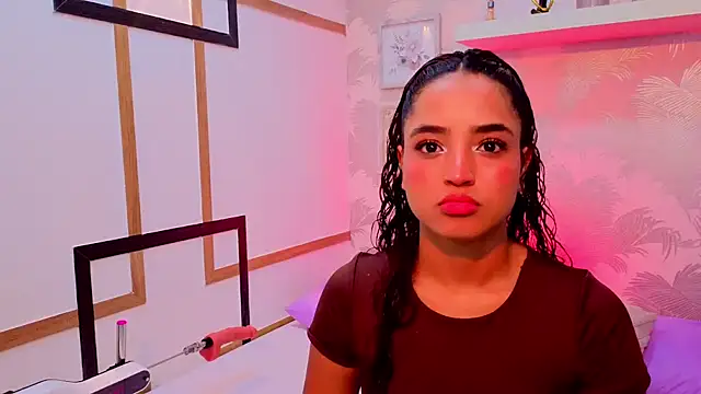 Emma Thompssonn online show from August 5, 2026, 11:57 am