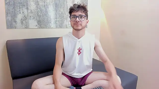 MATTHEW EVANS1 online show from January 19, 2026, 12:53 pm