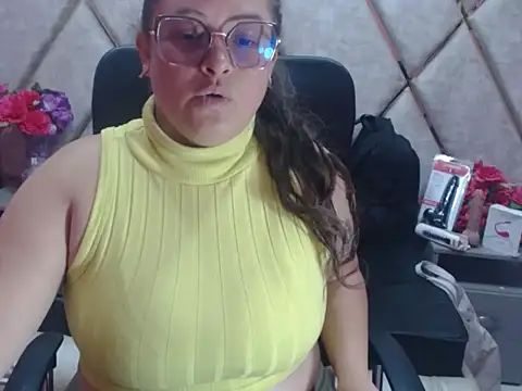 Sarah Boobs  online show from March 7, 2026, 2:25 pm