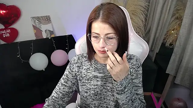 teylo80as online show from June 16, 2026, 12:19 pm