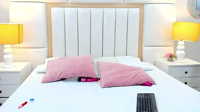 AbannyRogerss online show from March 17, 2026, 12:30 pm