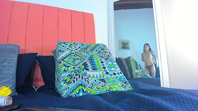 Snapshot of rose_thompson19 chatting on February 9, 2026, 7:40 pm rose thompson19 online show from February 9, 2026, 7:40 pm