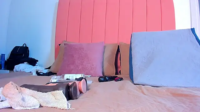 Snapshot of rose_thompson19 chatting on February 24, 2026, 7:12 pm rose thompson19 online show from February 24, 2026, 7:12 pm