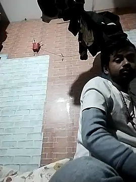 Snapshot of Gaymodel chatting on January 18, 2026, 12:47 am Gaymodel online show from January 18, 2026, 12:47 am