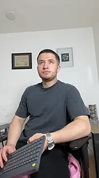 Alexander Connor online show from June 16, 2026, 11:57 am