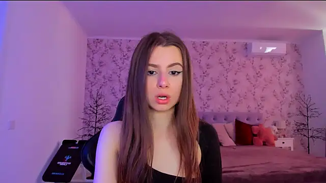 Hot Molly5 online show from June 19, 2026, 9:46 am