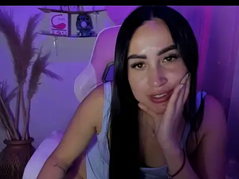 juicy ass peach online show from February 4, 2026, 9:09 pm