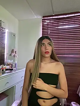 Snapshot of Ladycandy26 chatting on January 16, 2026, 10:36 pm Ladycandy26 online show from January 16, 2026, 10:36 pm