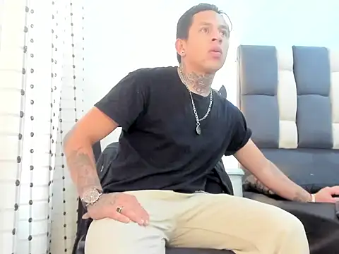 cami-coral1 online show from February 2, 2026, 7:23 pm