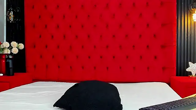 Snapshot of zoe_rei chatting on June 2, 2026, 1:24 pm zoe rei online show from June 2, 2026, 1:24 pm
