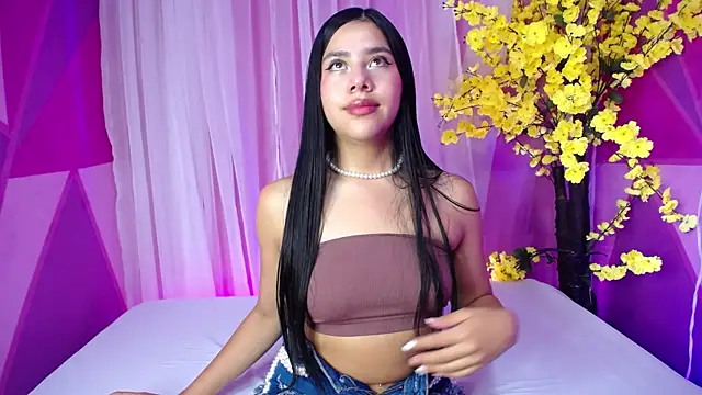 Lory Bonny online show from February 4, 2026, 11:38 am