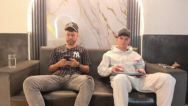 Angel Villareal online show from March 14, 2026, 5:13 am