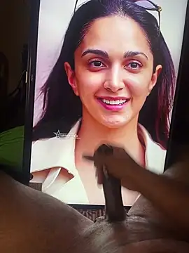 JUICYHARDICK online show from March 23, 2026, 9:19 pm