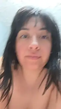 AriannaPenaxo online show from May 4, 2026, 7:43 pm