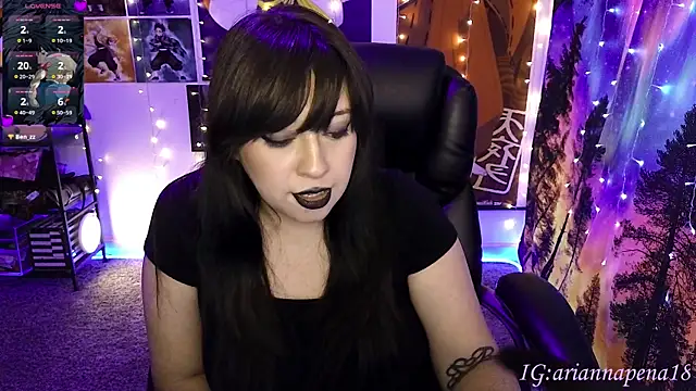 AriannaPenaxo online show from June 20, 2026, 8:11 pm