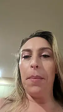 allyjeanne0420 online show from February 7, 2026, 9:57 am